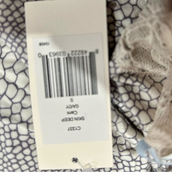 NWT Eberjey Elegant Lace Trim Sleepwear in Gray and Cream. - Picture 5 of 6